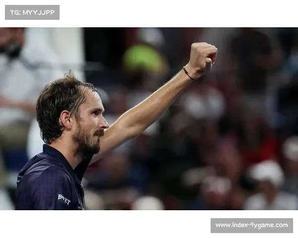 上海大师赛四强产生 梅德韦杰夫遭林德克内希逆转遗憾止步四强